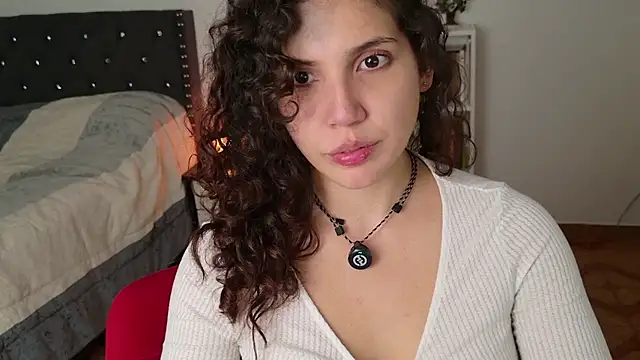 Snapshot of Sigrid- chatting on June 7, 2026, 12:59 am Sigrid- online show from June 7, 2026, 12:59 am