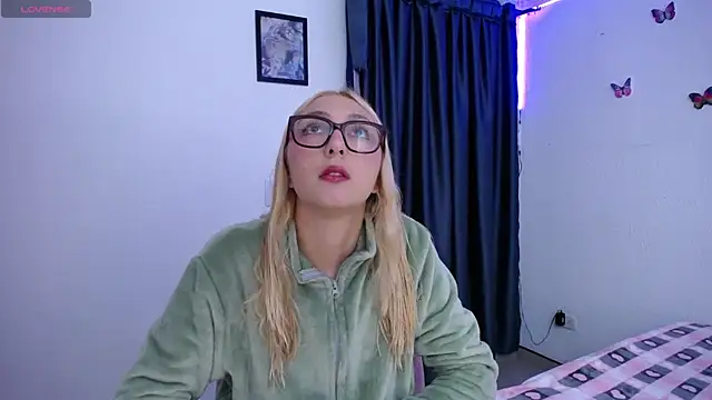 Soffy-brooks online show from April 23, 2026, 4:03 am