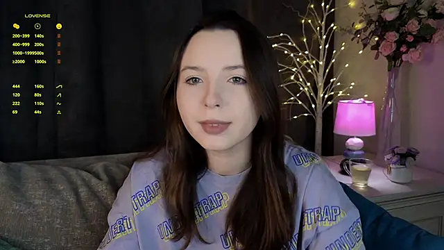 Snapshot of GarynAnstead chatting on December 10, 2024, 11:11 am GarynAnstead online show from December 10, 2024, 11:11 am