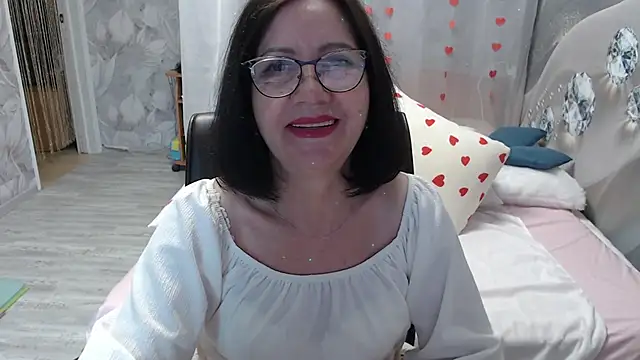 OlgaHottie online show from June 7, 2026, 11:41 pm