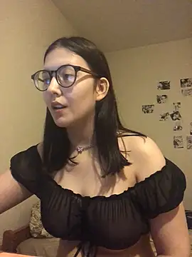 Prudie Gabriella online show from December 26, 2024, 2:16 pm