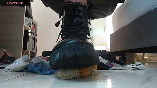 alma fenix online show from February 14, 2025, 3:15 pm