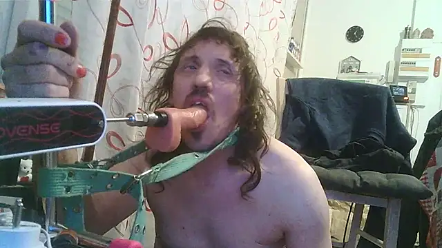 cyril020202 online show from January 9, 2026, 6:10 pm