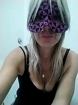 Snapshot of porcedda38 chatting on January 15, 2025, 12:58 pm porcedda38 online show from January 15, 2025, 12:58 pm