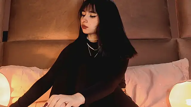 angelinepossy online show from November 15, 2025, 9:21 pm