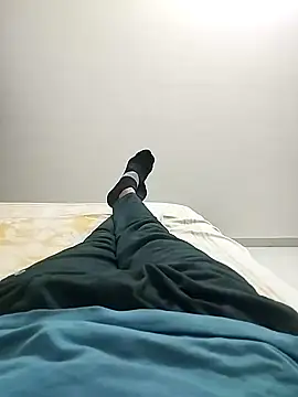 Snapshot of devilisinside9 chatting on December 23, 2024, 5:43 pm devilisinside9 online show from December 23, 2024, 5:43 pm