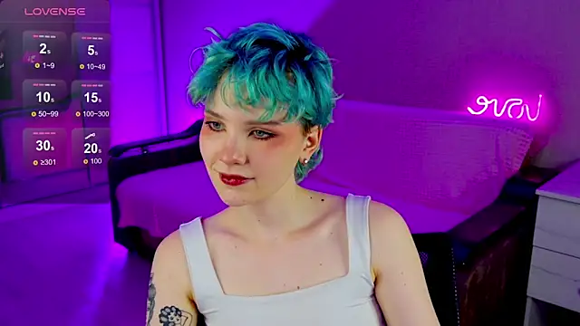 School Love online show from December 9, 2024, 4:15 pm