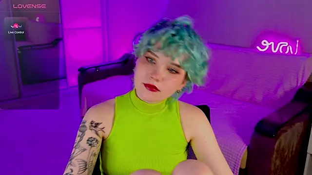 School Love online show from February 24, 2025, 4:15 pm