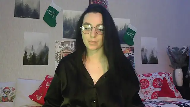 Fluffy Tiffy online show from December 26, 2024, 5:04 am