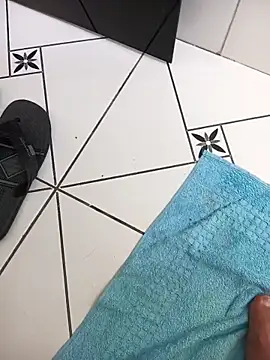 lobomisterioso13 online show from March 23, 2026, 11:36 am