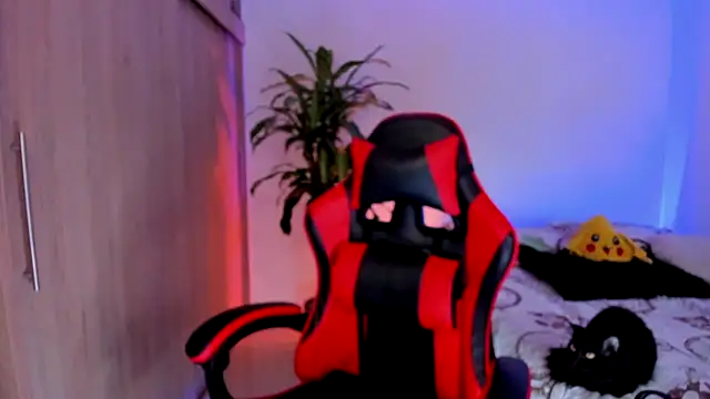 aldrinwhite online show from March 8, 2026, 2:10 pm