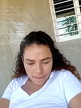 Snapshot of Mommy-Hot chatting on February 24, 2025, 2:26 pm Mommy-Hot online show from February 24, 2025, 2:26 pm