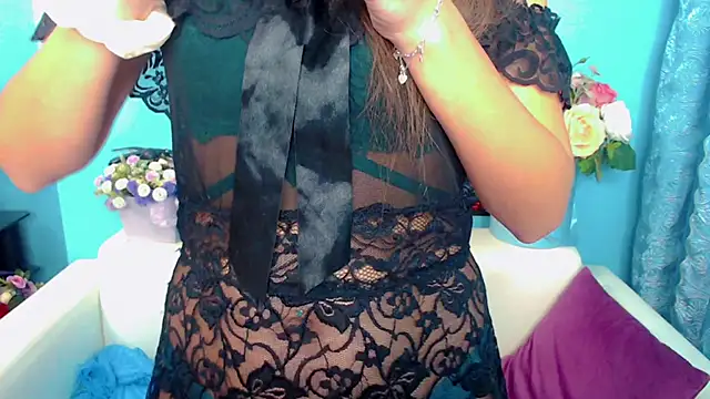 Snapshot of LindaaLu chatting on December 12, 2024, 3:32 am LindaaLu online show from December 12, 2024, 3:32 am