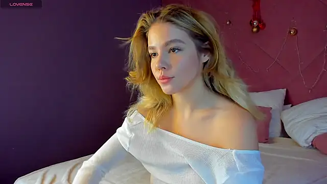 Anna Robinson online show from January 16, 2025, 1:06 am