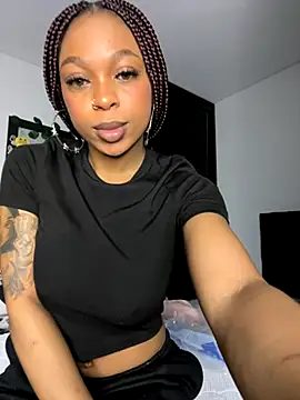 Melany Williams online show from October 10, 2025, 12:48 pm