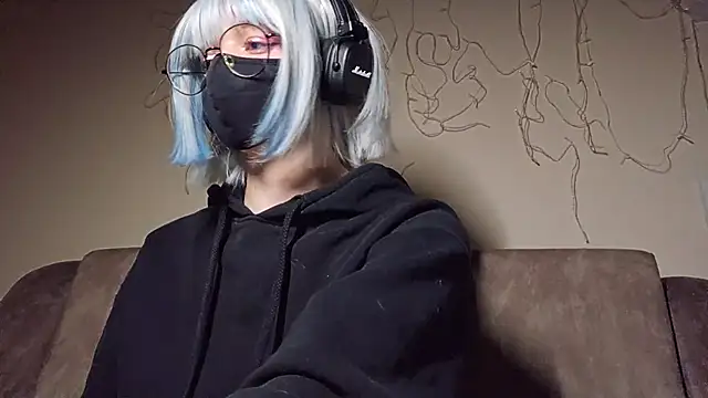 DanaWard online show from September 24, 2025, 9:51 pm