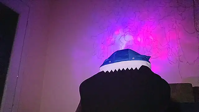 DanaWard online show from November 2, 2025, 9:17 pm