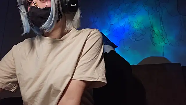 DanaWard online show from November 21, 2025, 9:46 pm