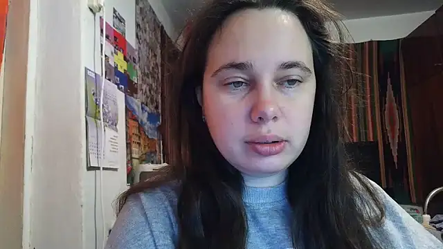 Cora Maro online show from October 22, 2025, 6:13 am