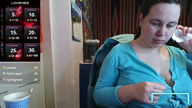 Cora Maro online show from June 3, 2026, 12:57 am