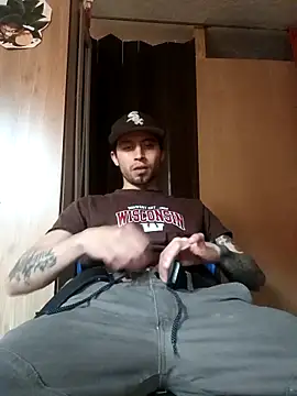 Mich Stev9524 online show from February 9, 2026, 10:58 pm