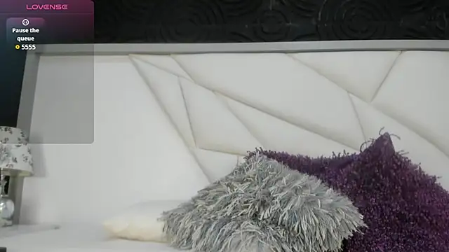 AbigailWilliams  online show from December 4, 2025, 11:19 am