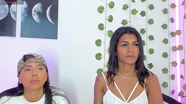 BarbieHotLaura online show from February 3, 2025, 1:41 am