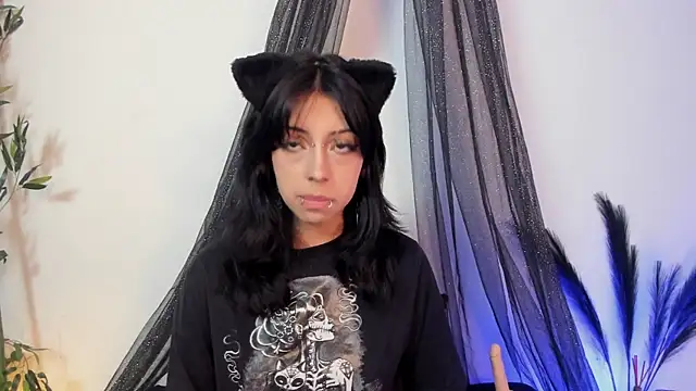 Nyx nayla online show from March 22, 2025, 4:03 am