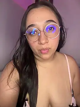 Snapshot of cata_megan chatting on March 9, 2025, 2:32 pm cata megan online show from March 9, 2025, 2:32 pm