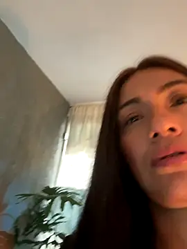 emmily d online show from November 22, 2025, 9:36 pm