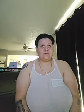 Snapshot of DevilDahm chatting on February 5, 2026, 11:20 pm DevilDahm online show from February 5, 2026, 11:20 pm