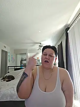 Snapshot of DevilDahm chatting on February 14, 2026, 9:22 pm DevilDahm online show from February 14, 2026, 9:22 pm