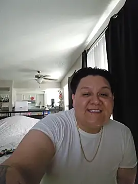 Snapshot of DevilDahm chatting on February 17, 2026, 8:15 pm DevilDahm online show from February 17, 2026, 8:15 pm