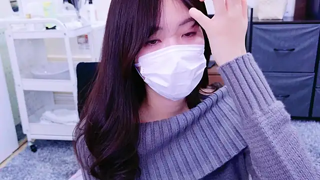 oxo yuna oxo online show from February 15, 2025, 1:27 pm