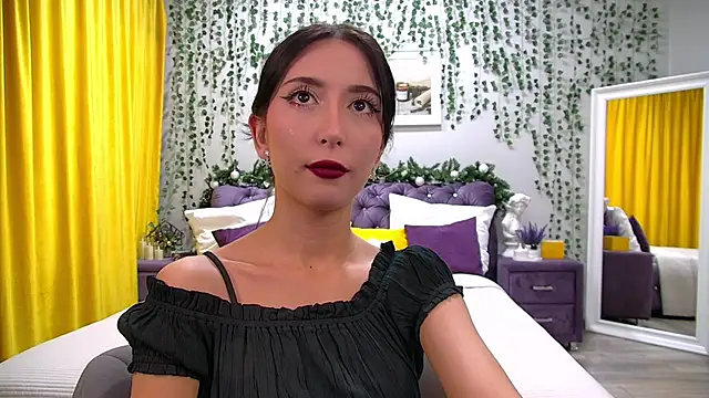 Snapshot of NicoleLimp chatting on December 25, 2024, 4:33 am NicoleLimp online show from December 25, 2024, 4:33 am