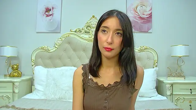 Snapshot of NicoleLimp chatting on January 15, 2025, 3:33 am NicoleLimp online show from January 15, 2025, 3:33 am