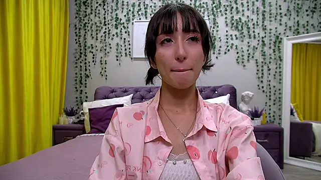 Snapshot of NicoleLimp chatting on February 3, 2025, 4:41 pm NicoleLimp online show from February 3, 2025, 4:41 pm