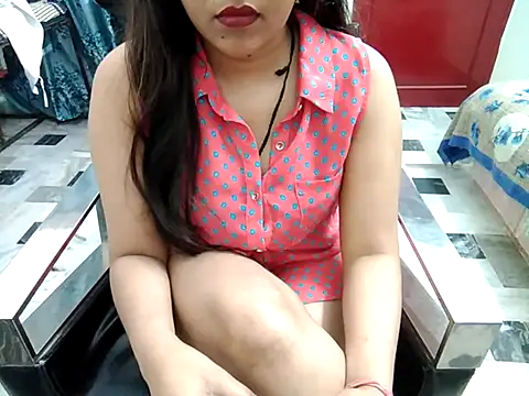 aarushi sharmaa online show from March 3, 2025, 3:42 pm