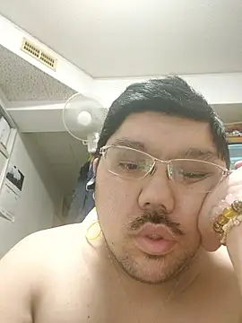 Snapshot of zeusu0095 chatting on October 28, 2025, 9:02 am zeusu0095 online show from October 28, 2025, 9:02 am