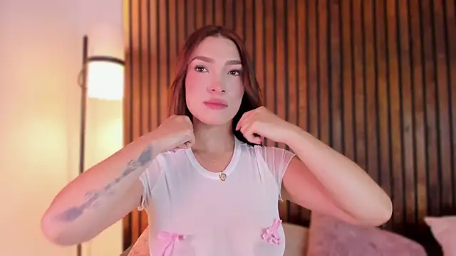 Snapshot of Jennmiiller_ chatting on February 3, 2026, 12:21 pm Jennmiiller online show from February 3, 2026, 12:21 pm