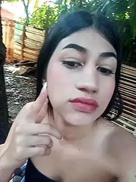 Snapshot of Julix_A chatting on December 15, 2024, 4:04 pm Julix A online show from December 15, 2024, 4:04 pm