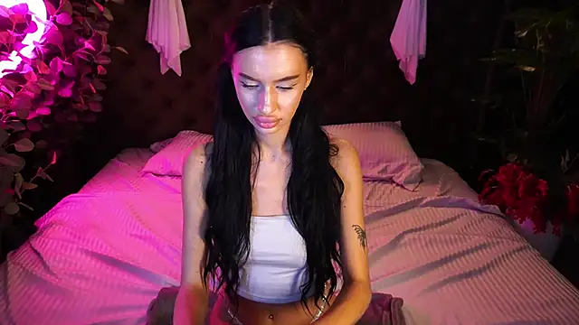 Snow WhiteeeX online show from October 27, 2025, 6:39 am