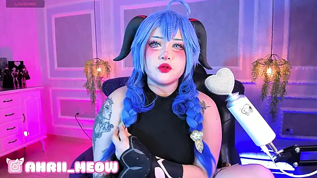 AHRI LEE online show from February 1, 2025, 2:16 am