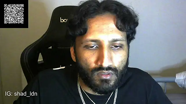 Snapshot of shadthebiguy chatting on December 5, 2024, 11:18 pm shadthebiguy online show from December 5, 2024, 11:18 pm