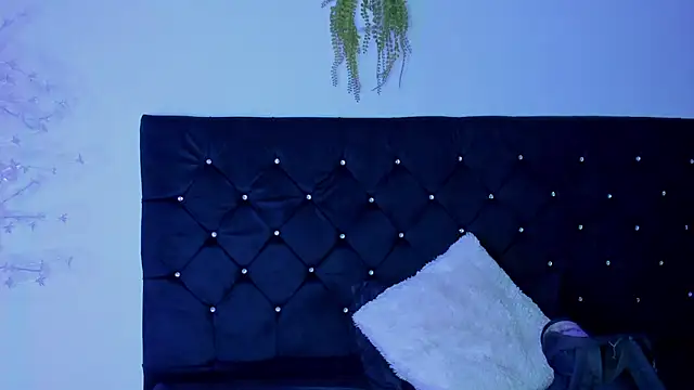 Snapshot of Natasha_by chatting on March 18, 2025, 3:53 pm Natasha by online show from March 18, 2025, 3:53 pm