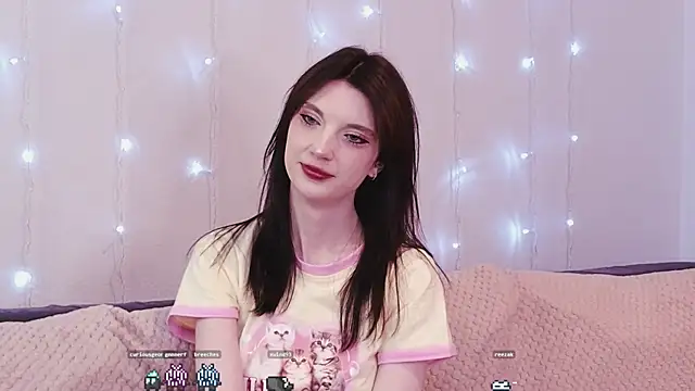 KimWilli online show from January 12, 2025, 10:12 pm