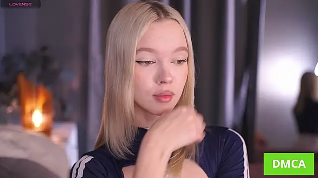  AlinaBailey online show from November 14, 2025, 7:07 am