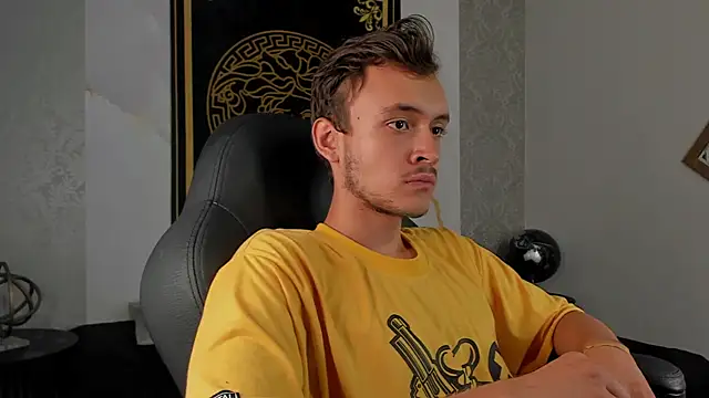 Desmon Clark online show from February 5, 2025, 12:42 am