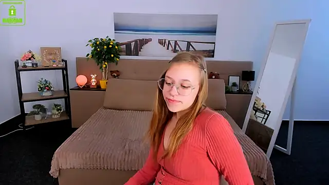 LayriantaVee online show from March 1, 2025, 10:02 am