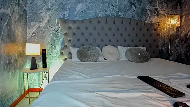 Snapshot of Maiia_Cute chatting on February 20, 2026, 6:26 am Maiia Cute online show from February 20, 2026, 6:26 am